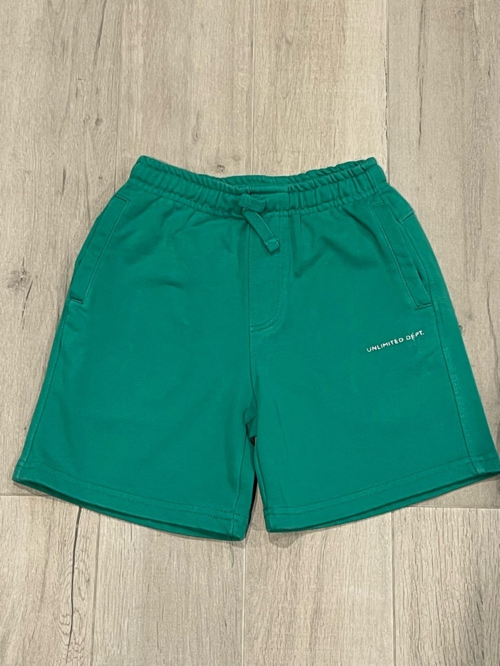 ZARA Kids Green Sweat Shorts 9–10 Years (140 cm) Cotton Blend Drawstring Casual
